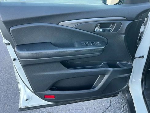 Used 2017 Honda Pilot EX-L image 27