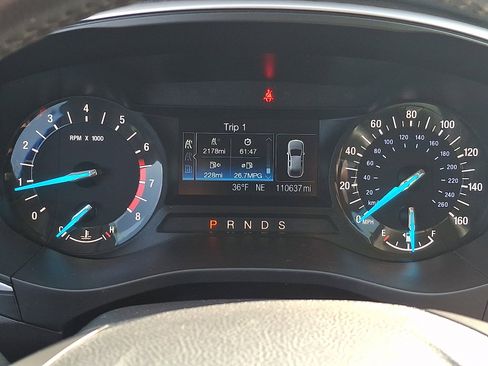 Used 2016 Ford Fusion SE w/ Equipment Group 201A image 18