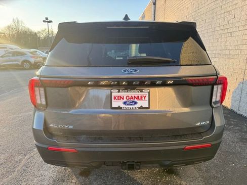 New 2026 Ford Explorer Active image 10