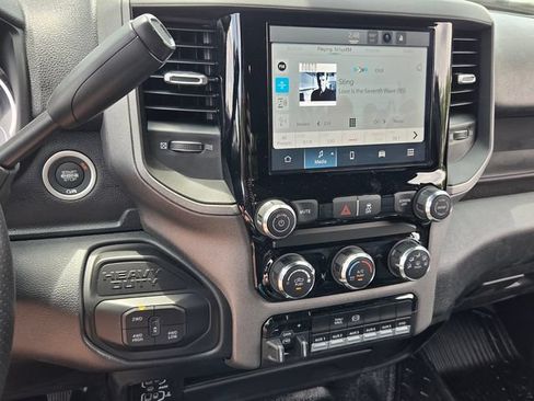 New 2026 RAM 5500 Tradesman w/ Chrome Appearance Group AWD/4WD image 24