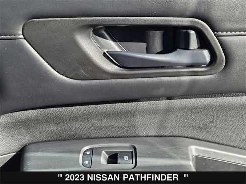 Used 2023 Nissan Pathfinder SV image 34