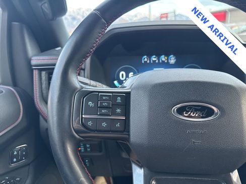 Used 2022 Ford Expedition Max Limited image 24