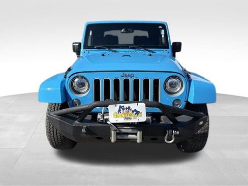Used 2018 Jeep Wrangler Sahara w/ Connectivity Group image 8