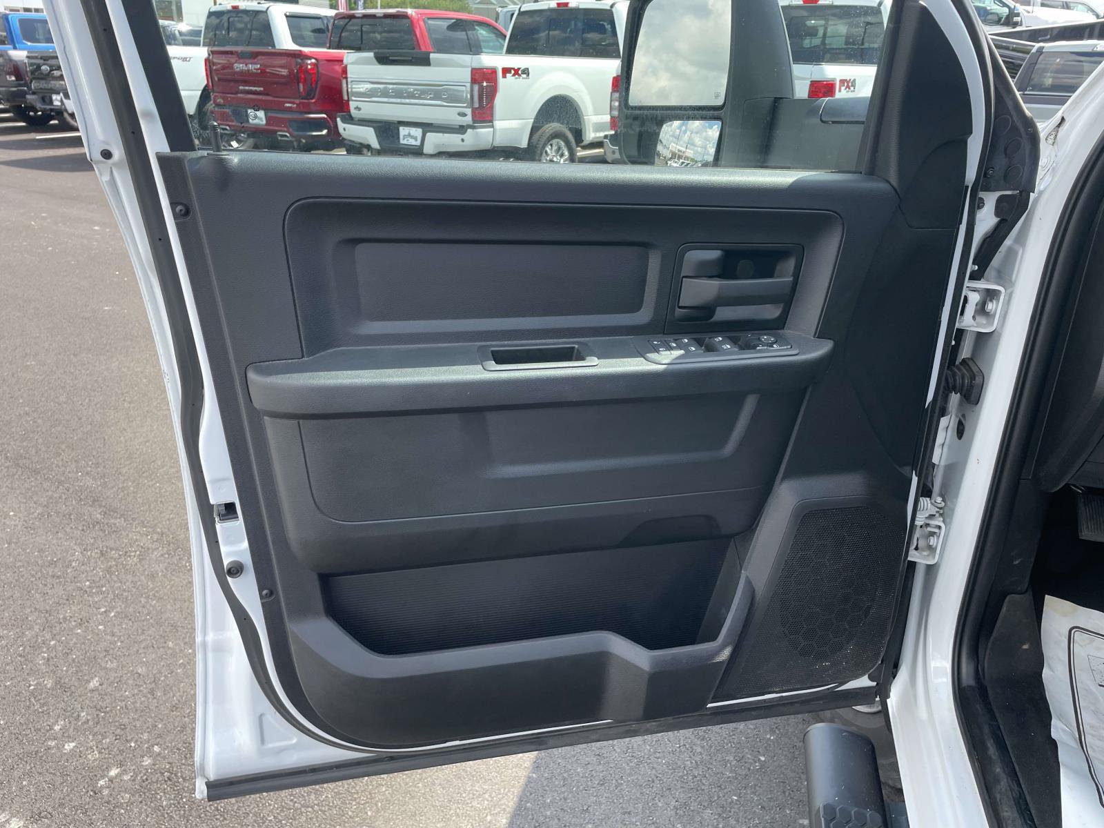 Used 2025 RAM 2500 Tradesman AWD/4WD image 15