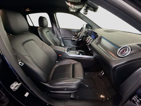 Used 2025 Mercedes-Benz GLA 250 image 29
