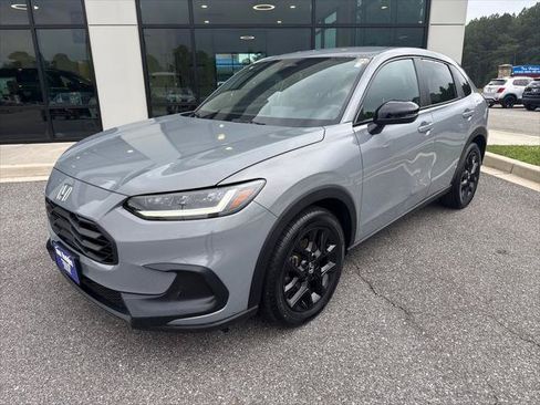Used 2025 Honda HR-V Sport image 1