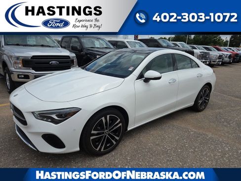 Used 2025 Mercedes-Benz CLA 250 4MATIC image 1