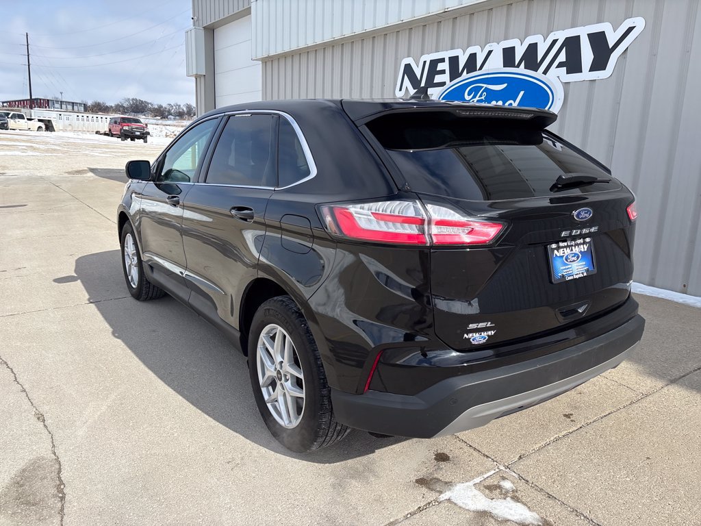 Used 2024 Ford Edge SEL w/ Convenience Package AWD/4WD image 6