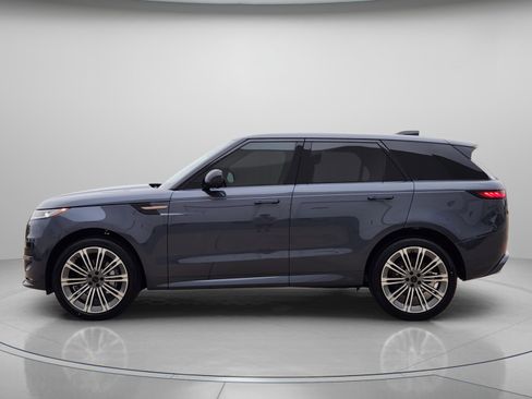 New 2026 Land Rover Range Rover Sport Dynamic SE AWD/4WD image 2