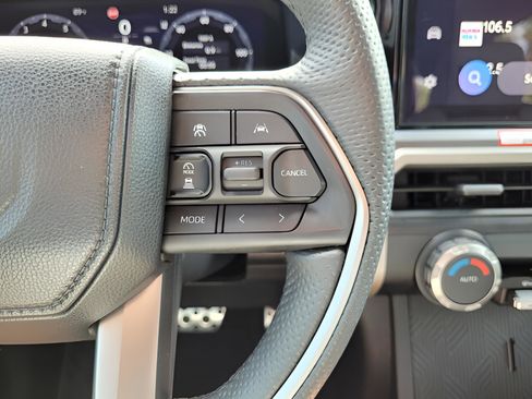 Certified 2025 Toyota Tacoma TRD Sport image 26