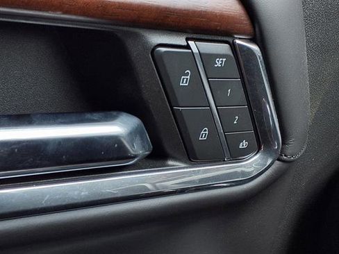 Used 2024 GMC Sierra 1500 Denali Ultimate image 10