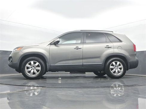 Used 2013 Kia Sorento LX w/ Convenience Pkg image 47