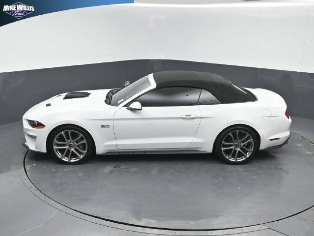 Used 2018 Ford Mustang GT Premium RWD image 12