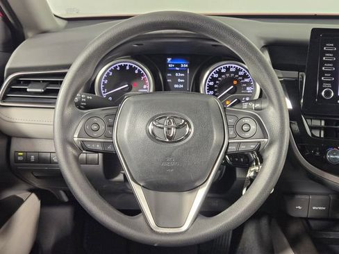 Used 2023 Toyota Camry LE image 18