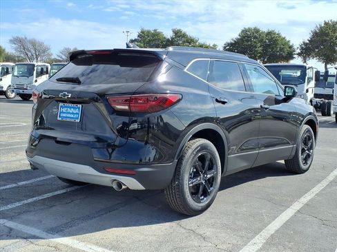 New 2026 Chevrolet Blazer LT w/ Midnight/Sport Edition image 5