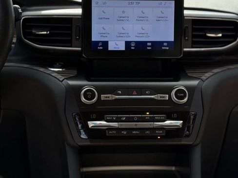 Used 2020 Ford Explorer Limited image 17