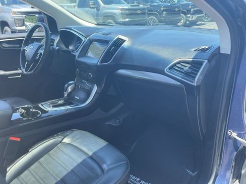 Used 2017 Ford Edge SEL w/ Equipment Group 201A AWD/4WD image 29