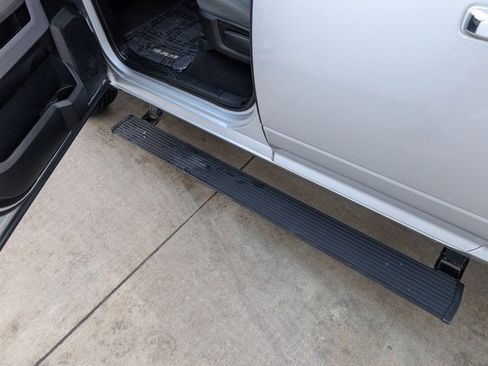 Used 2017 RAM 1500 Classic SLT image 18