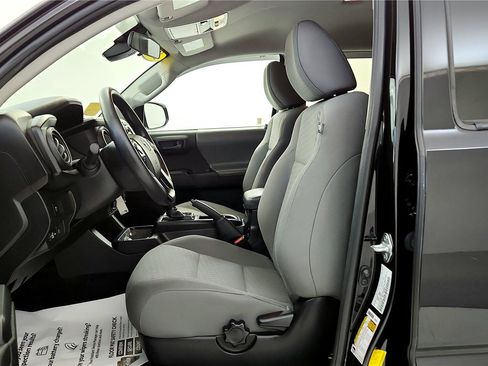 Certified 2021 Toyota Tacoma SR image 34