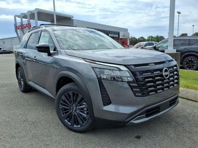New 2026 Nissan Pathfinder SL