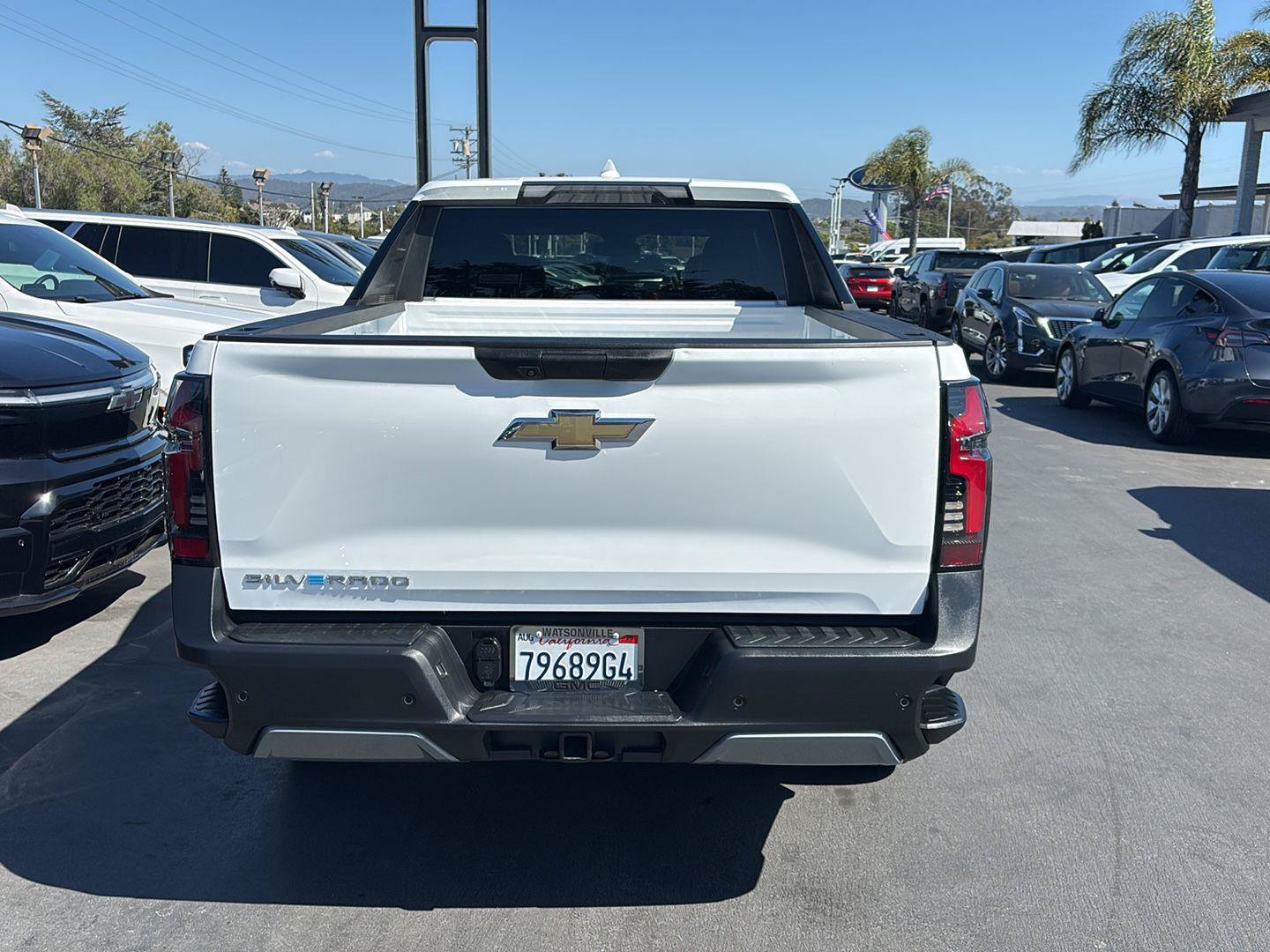Used 2026 Chevrolet Silverado EV LT AWD/4WD image 4