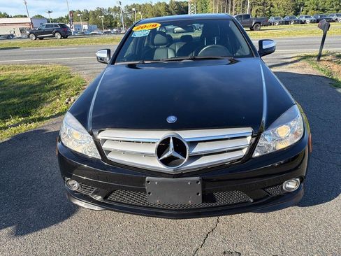Used 2009 Mercedes-Benz C 300 4MATIC Sedan image 3