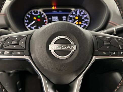 New 2025 Nissan Sentra SR w/ Midnight Edition image 12