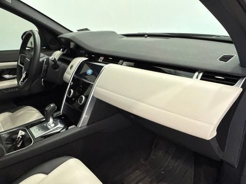 Used 2022 Land Rover Discovery Sport SE R-Dynamic AWD/4WD image 17