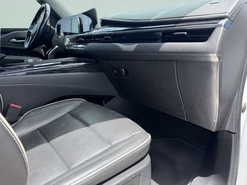Used 2021 Cadillac Escalade Sport w/ LPO, ONYX Package RWD image 15