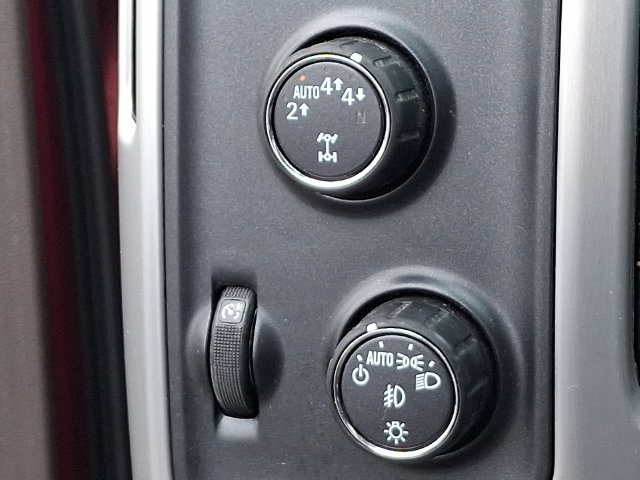 Used 2018 GMC Sierra 1500 SLT AWD/4WD image 11