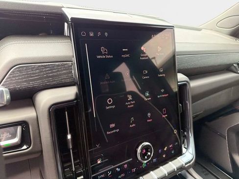 New 2026 GMC Yukon XL AT4 Ultimate AWD/4WD image 23