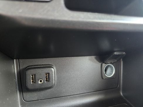 Used 2022 Chevrolet Colorado Z71 image 32