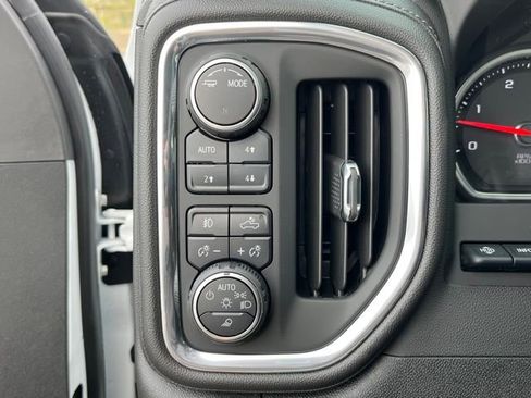 New 2023 Chevrolet Silverado 3500 High Country w/ Z71 Off-Road Package AWD/4WD image 25
