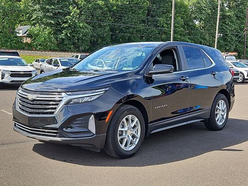 Used 2024 Chevrolet Equinox LT FWD image 3