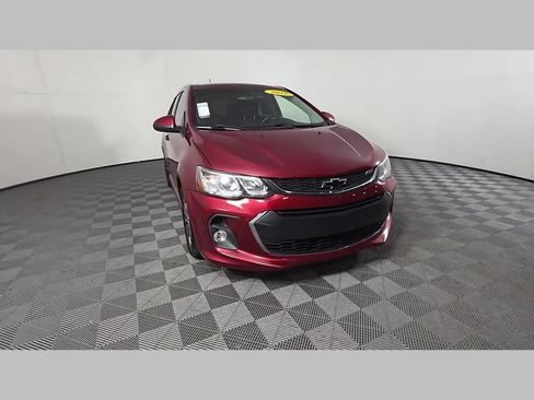 Used 2018 Chevrolet Sonic LT w/ Convenience Package FWD image 61