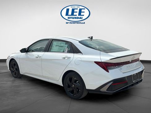 New 2026 Hyundai Elantra SEL Sport Premium FWD image 5