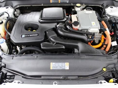 Used 2019 Ford Fusion SE image 24