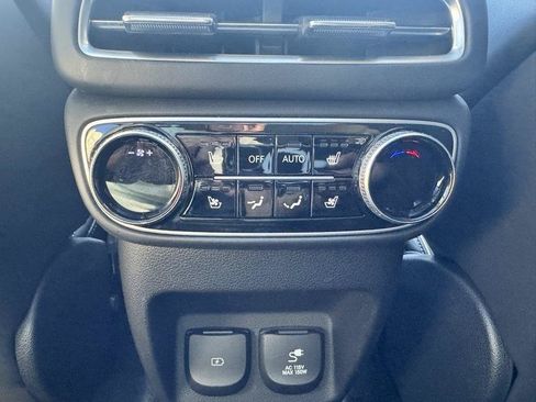 Used 2022 Genesis GV80 3.5T w/ Prestige Package 07 AWD/4WD image 12