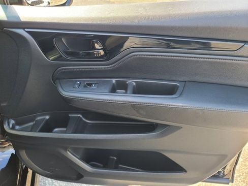 Used 2023 Honda Odyssey Elite image 23