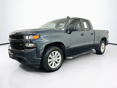 Used 2021 Chevrolet Silverado 1500 Custom w/ LPO, Dark Essentials Package AWD/4WD image 3