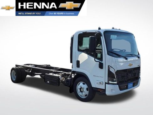 New 2025 Chevrolet Low Cab Forward 5500 XD RWD image 1