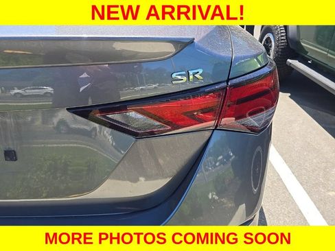 Used 2023 Nissan Sentra SR w/ SR Premium Package FWD image 7