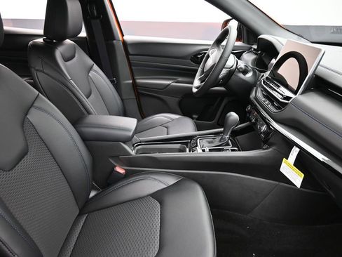 New 2026 Jeep Compass Latitude image 19