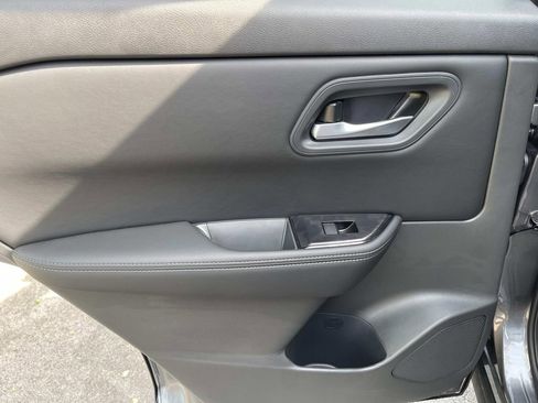 New 2026 Nissan Rogue SV FWD image 20
