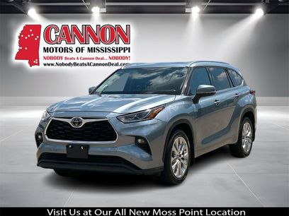 Used 2021 Toyota Highlander Limited