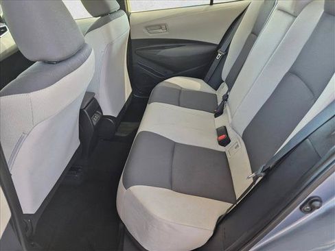 Used 2025 Toyota Corolla LE FWD image 16