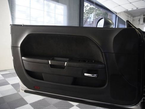 Used 2009 Dodge Challenger SRT8 w/ SRT Option Group II image 23