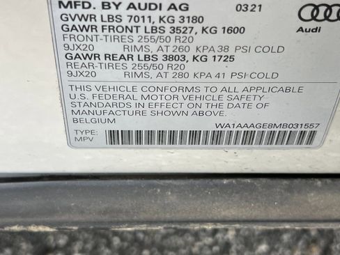 Used 2021 Audi e-tron Premium w/ Convenience Plus Package image 30