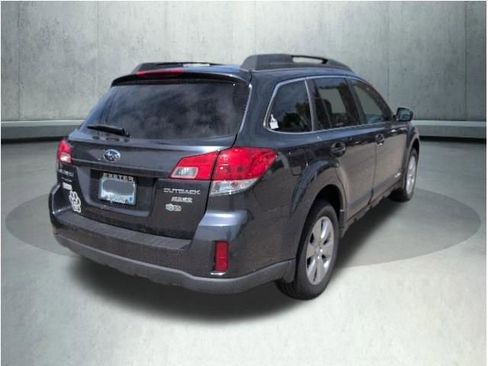 Used 2011 Subaru Outback 2.5i Premium w/ All-Weather Pkg AWD/4WD image 6