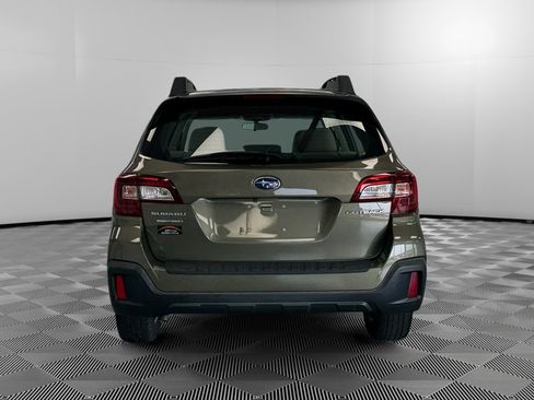 Used 2018 Subaru Outback 2.5i AWD/4WD image 7